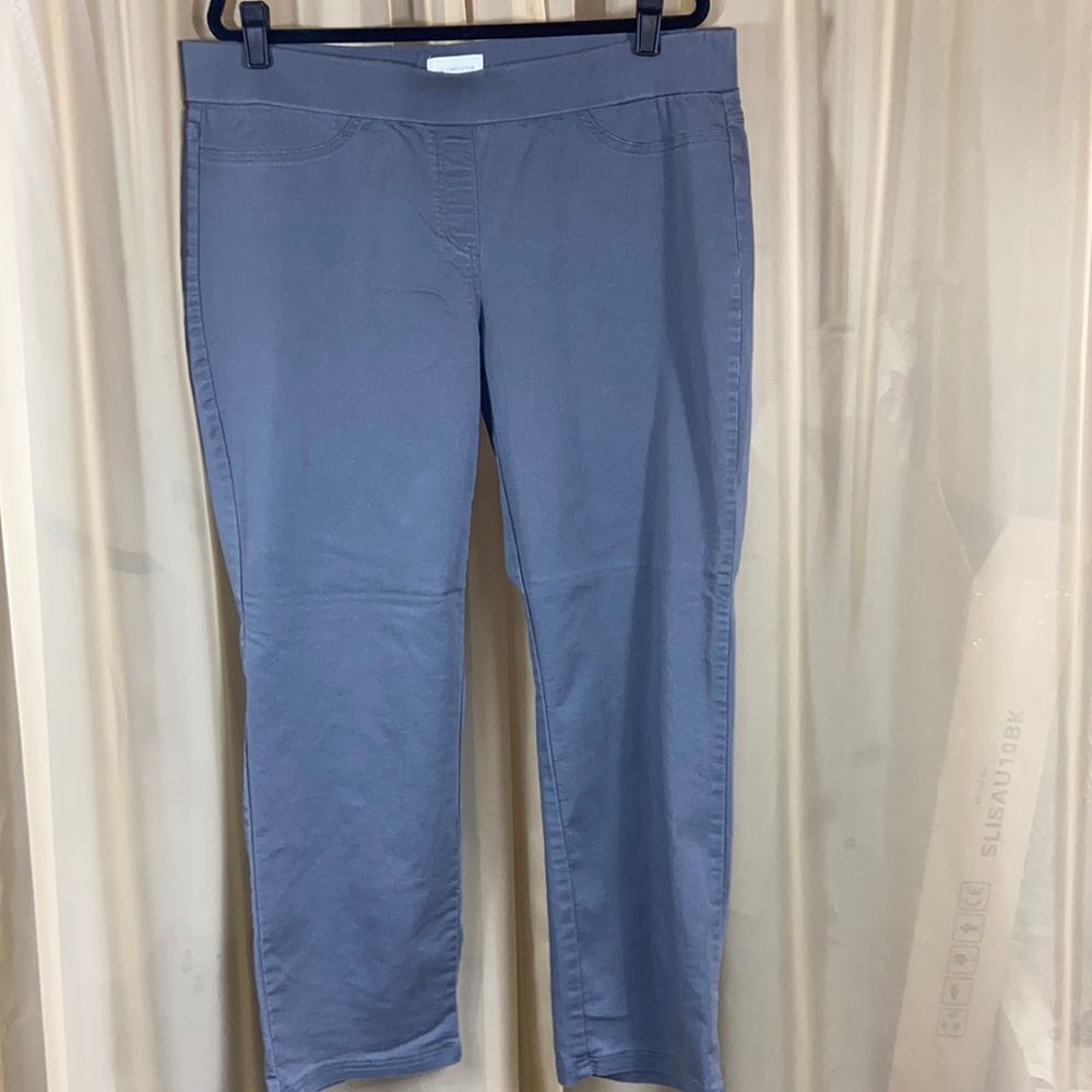 Liz Claiborne Woman Pants Green Size XL